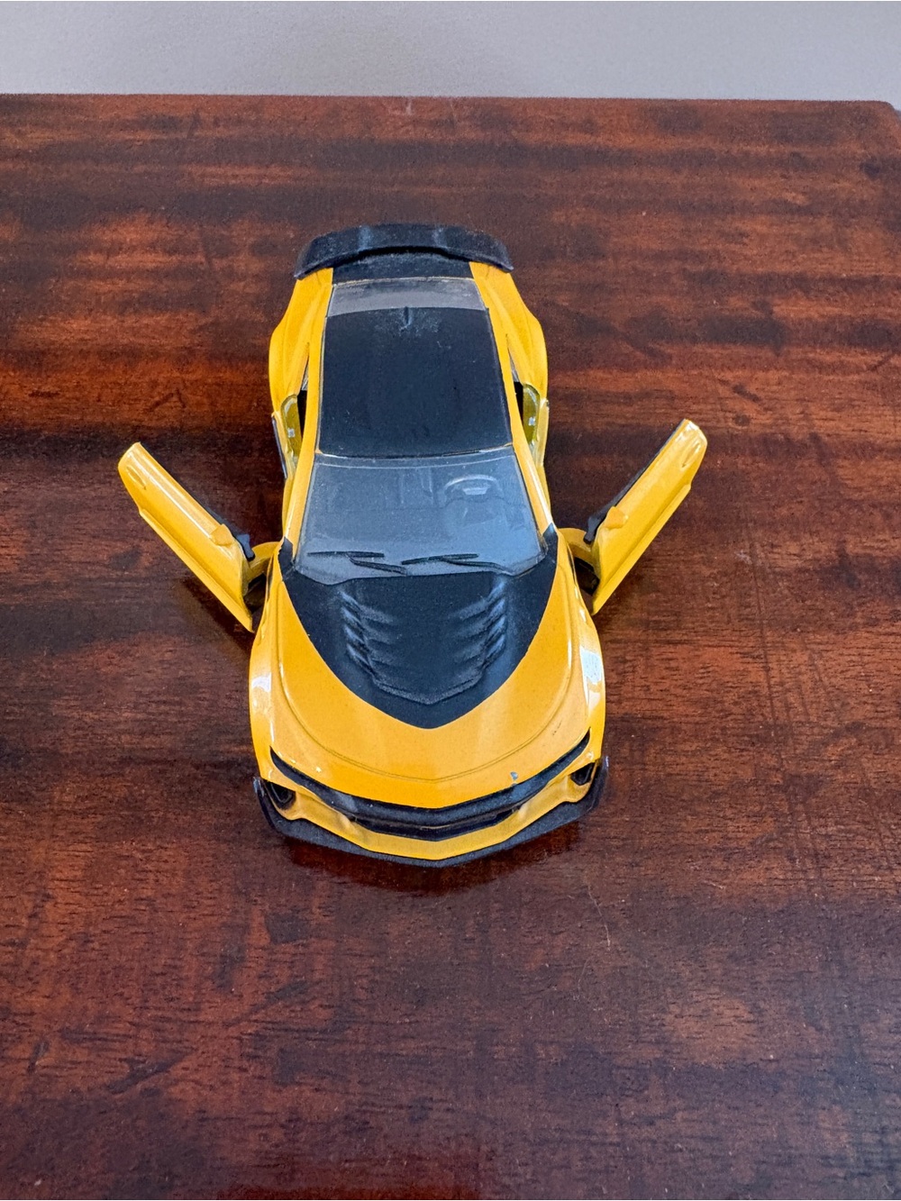 (2/$30) Jada Transformers The Last Knight 2016 Camaro Bumblebee Diecast Car 1:32